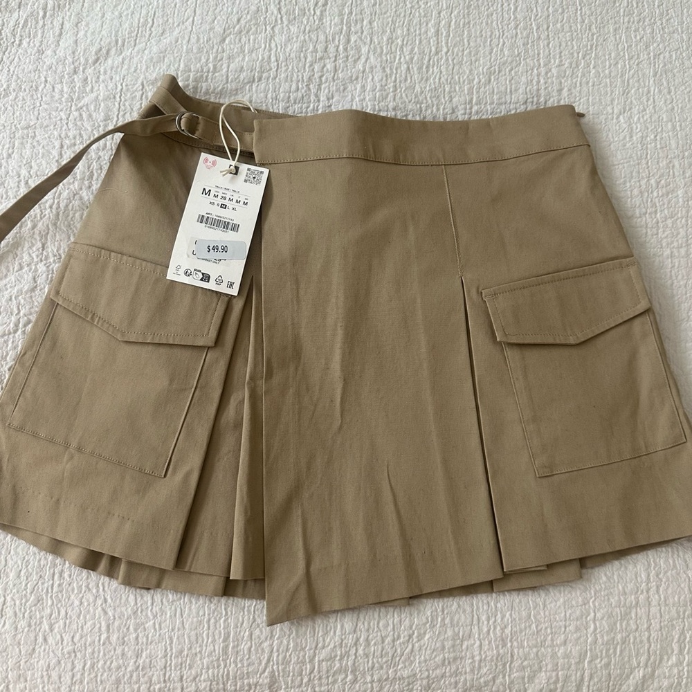 Zara Beige Utility Skort with Cargo Pockets